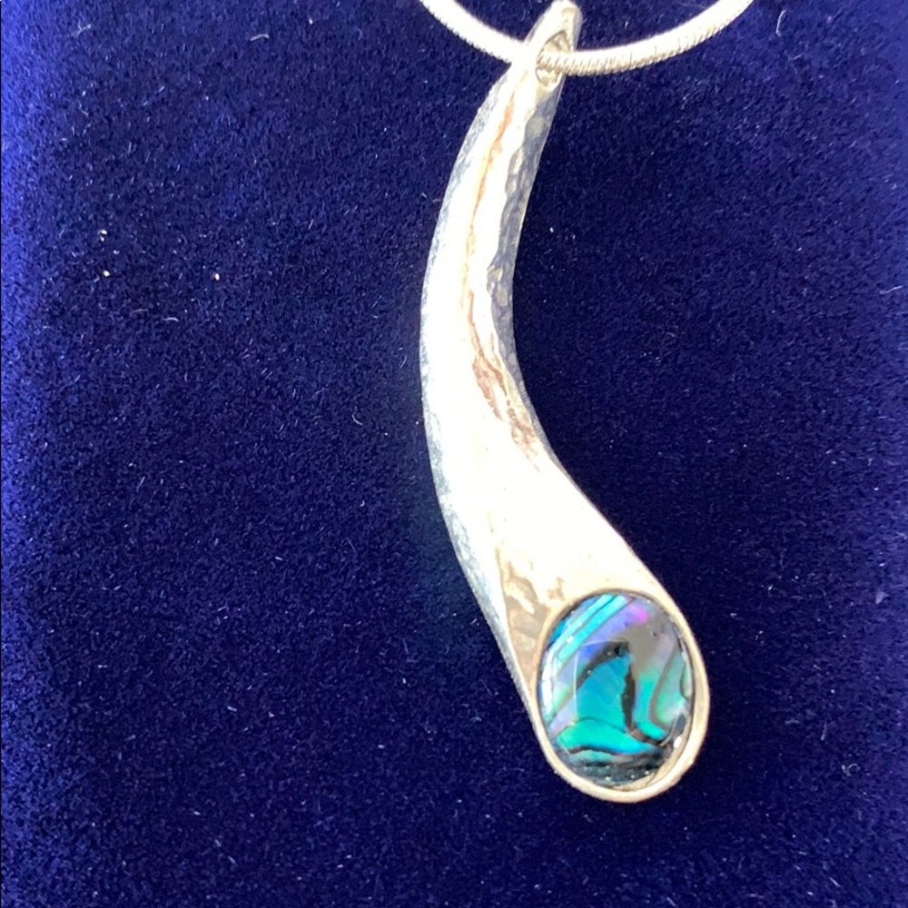 Beautiful choker necklace of silver and pewter. - Picture 2 of 3